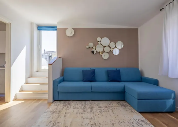 Vis A Vis Apartments