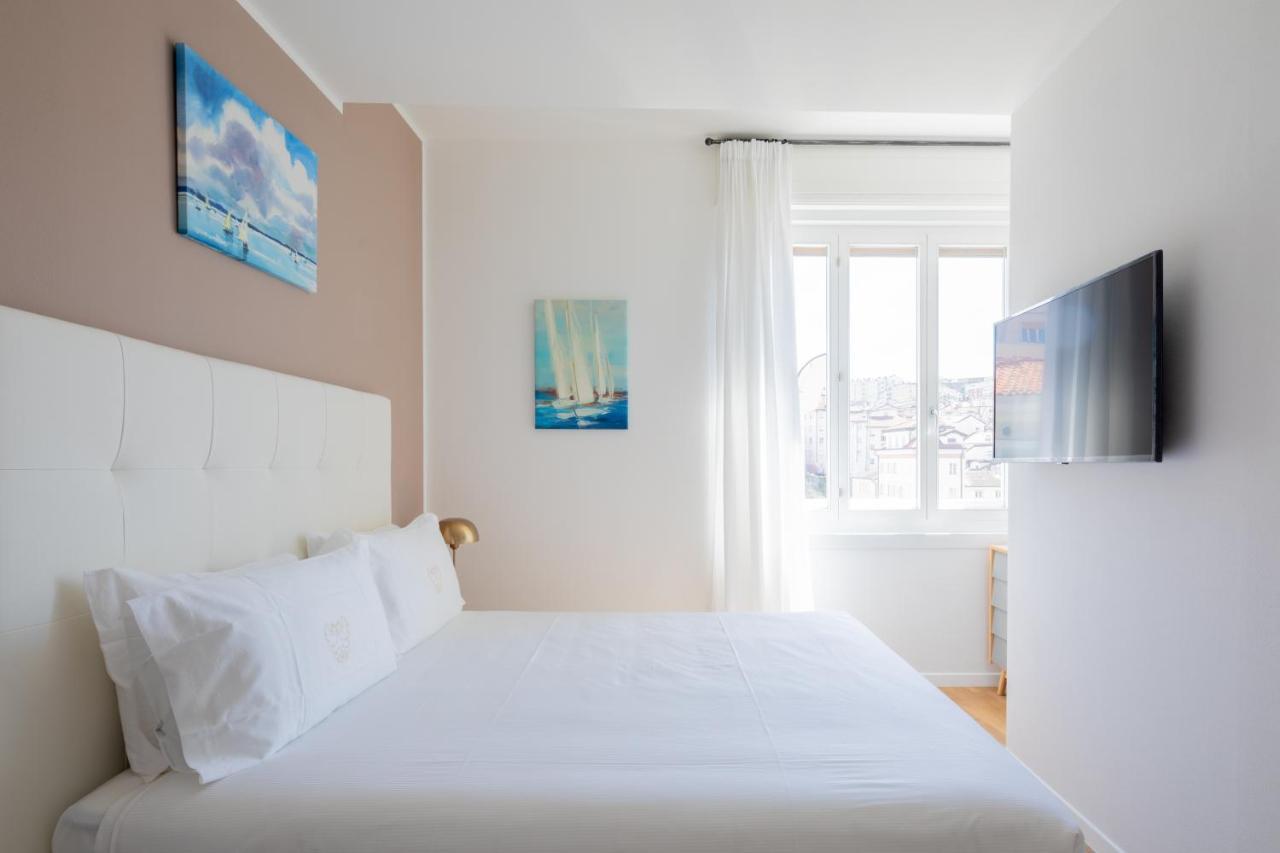 Vis A Vis Apartment