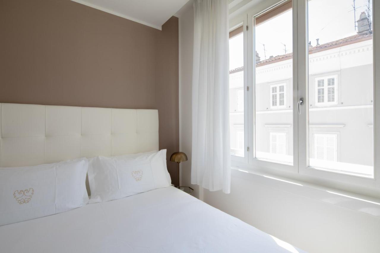Vis A Vis Apartment
