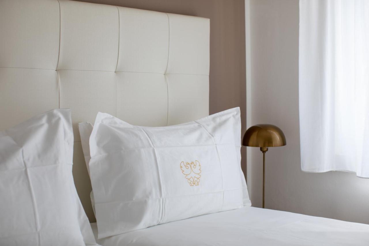 Apartment Vis A Vis