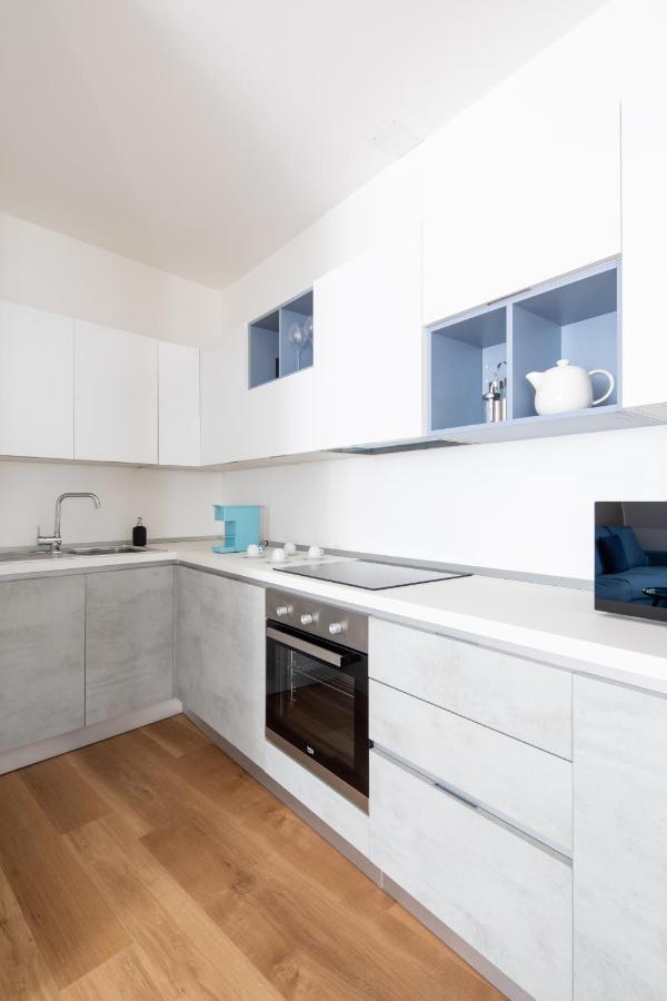 Vis A Vis Apartment *